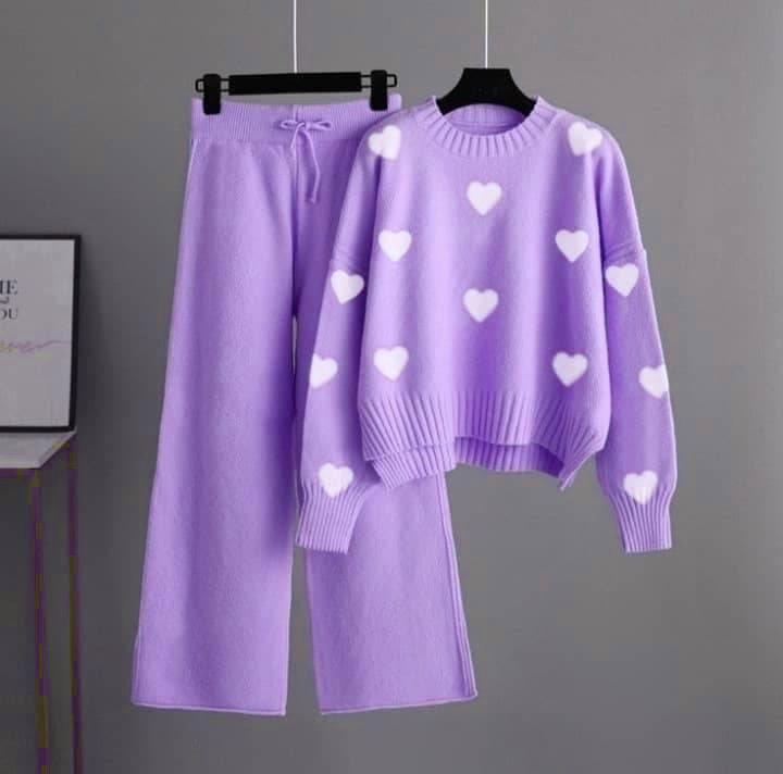 lilac tracksuit (white hearts)