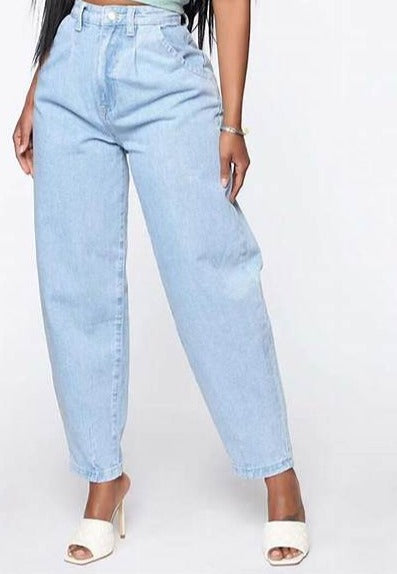 Light Washed Denim Baggy Jeans