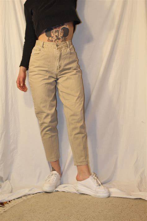 Beige Mom Jeans